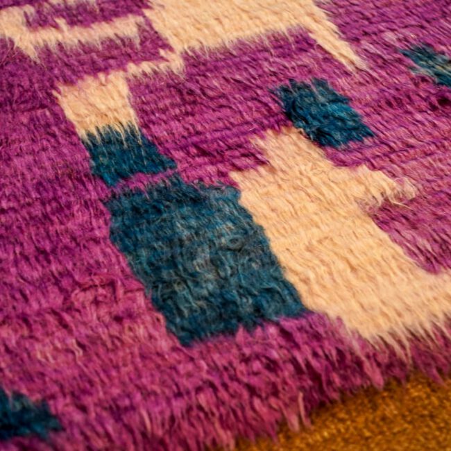Barchi Wollteppich in lila mit Berber Muster